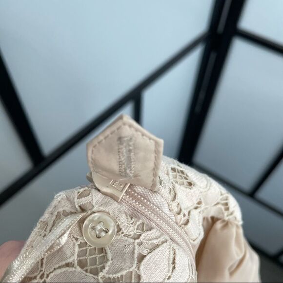 [S] Creme Beige Floral Lace Pattern Hi Waisted Aline Skirt | Forever 21 | Women - Picture 7 of 11